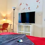 Jazzy Vibes Parliament And Ensuites Pensionat Budapest