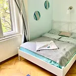 Pensionat Jazzy Vibes Parliament And Ensuites Budapest