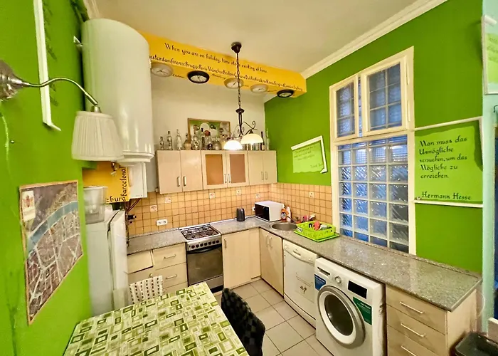 Jazzy Vibes Parliament And Ensuites