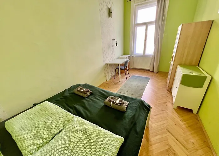 Гостевой дом Jazzy Vibes Parliament And Ensuites