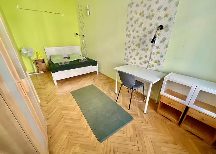 Jazzy Vibes Parliament And Ensuites