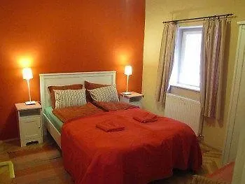 Jazzy Vibes Parliament And Ensuites Гостевой дом