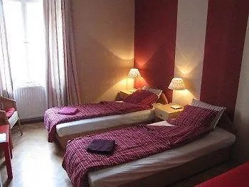 Гостевой дом Jazzy Vibes Parliament And Ensuites