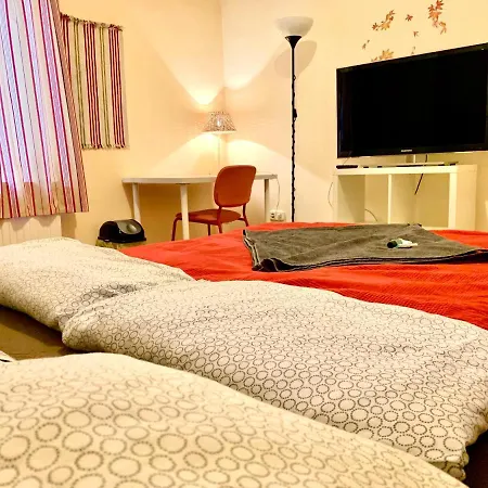 Jazzy Vibes Parliament And Ensuites 3* Budapesta